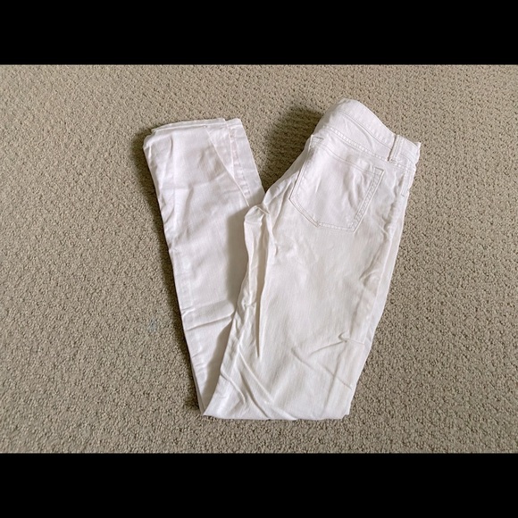 Banana Republic White Skinny Jeans in size 26 - Picture 5 of 5